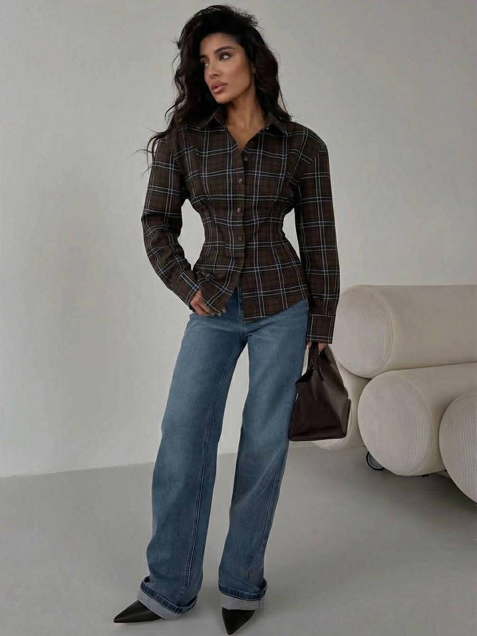 Šokoladiniai oversize marškiniai su petukais „Elowen Structured Shirt“