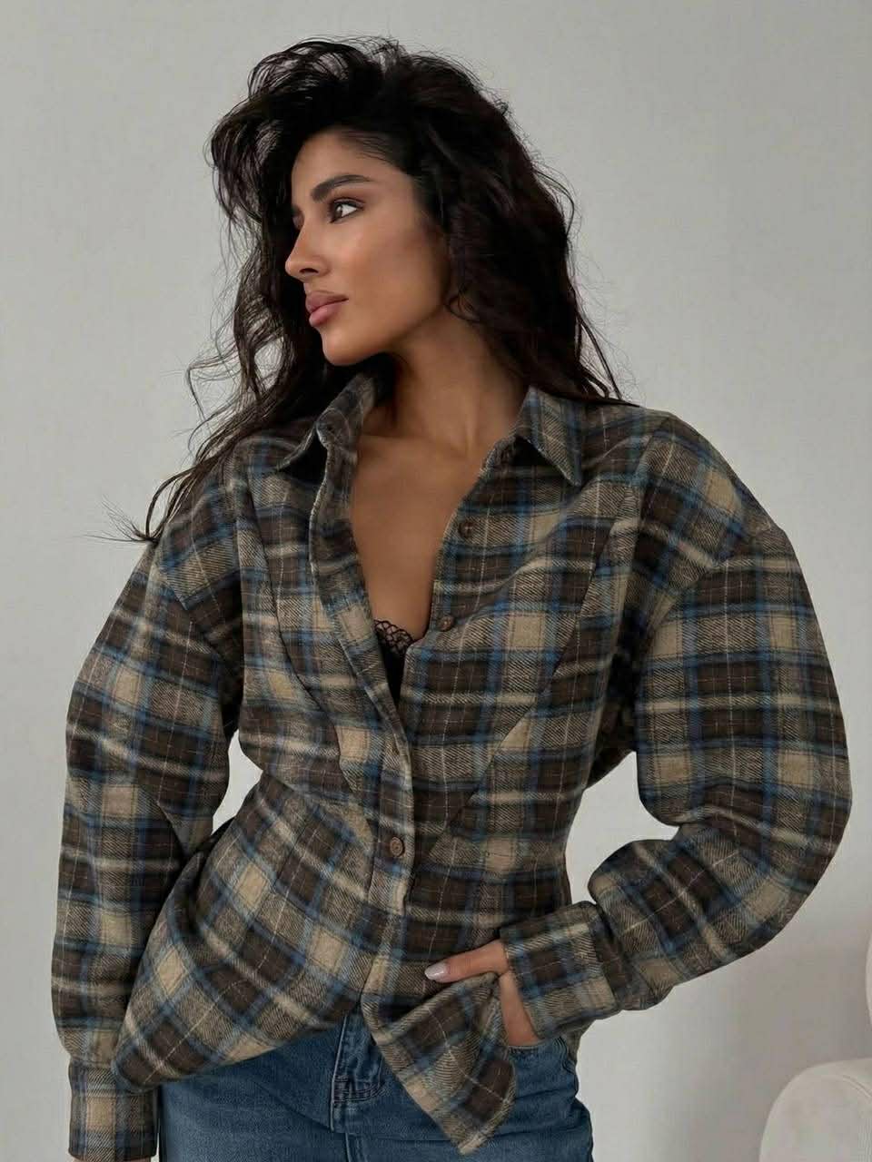 Languoti rudi su mėlynu oversize marškiniai su petukais „Elowen Structured Shirt“