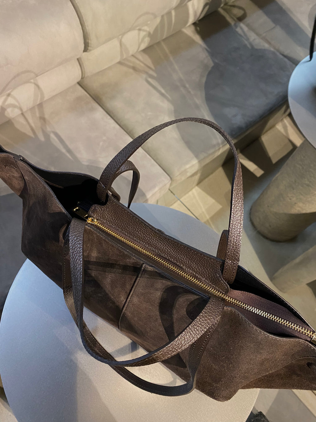 Natūralios verstos odos rankinė “Suede Classic Bag”