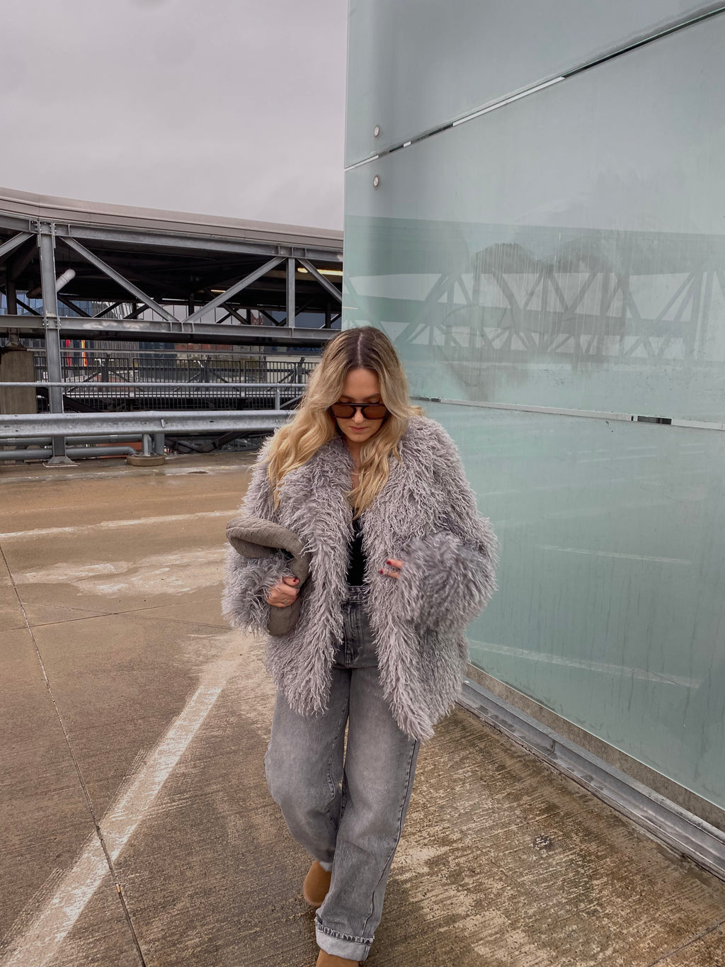 Dirbtiniai lamos kailiniai “Light Grey Mist”