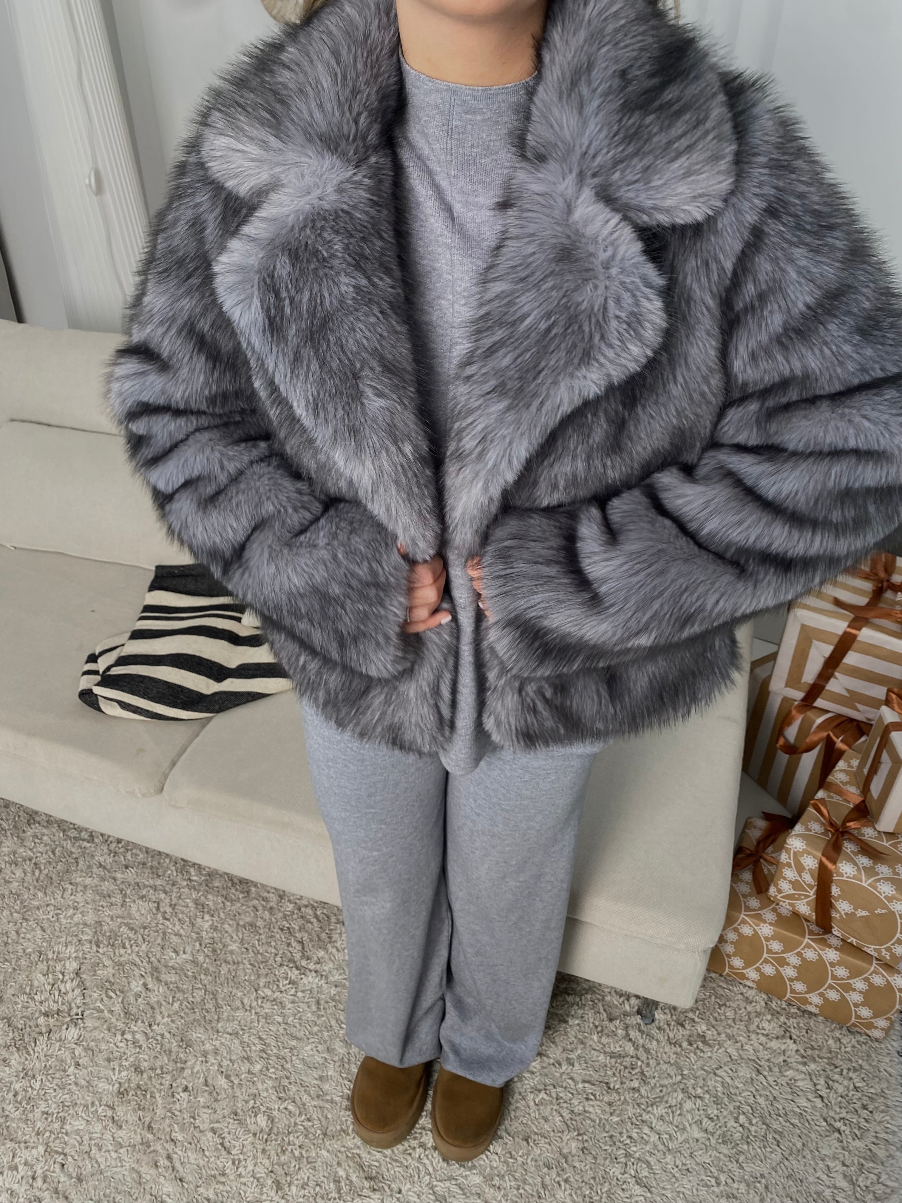 Dirbtiniai kailiniai “Urban Grace”