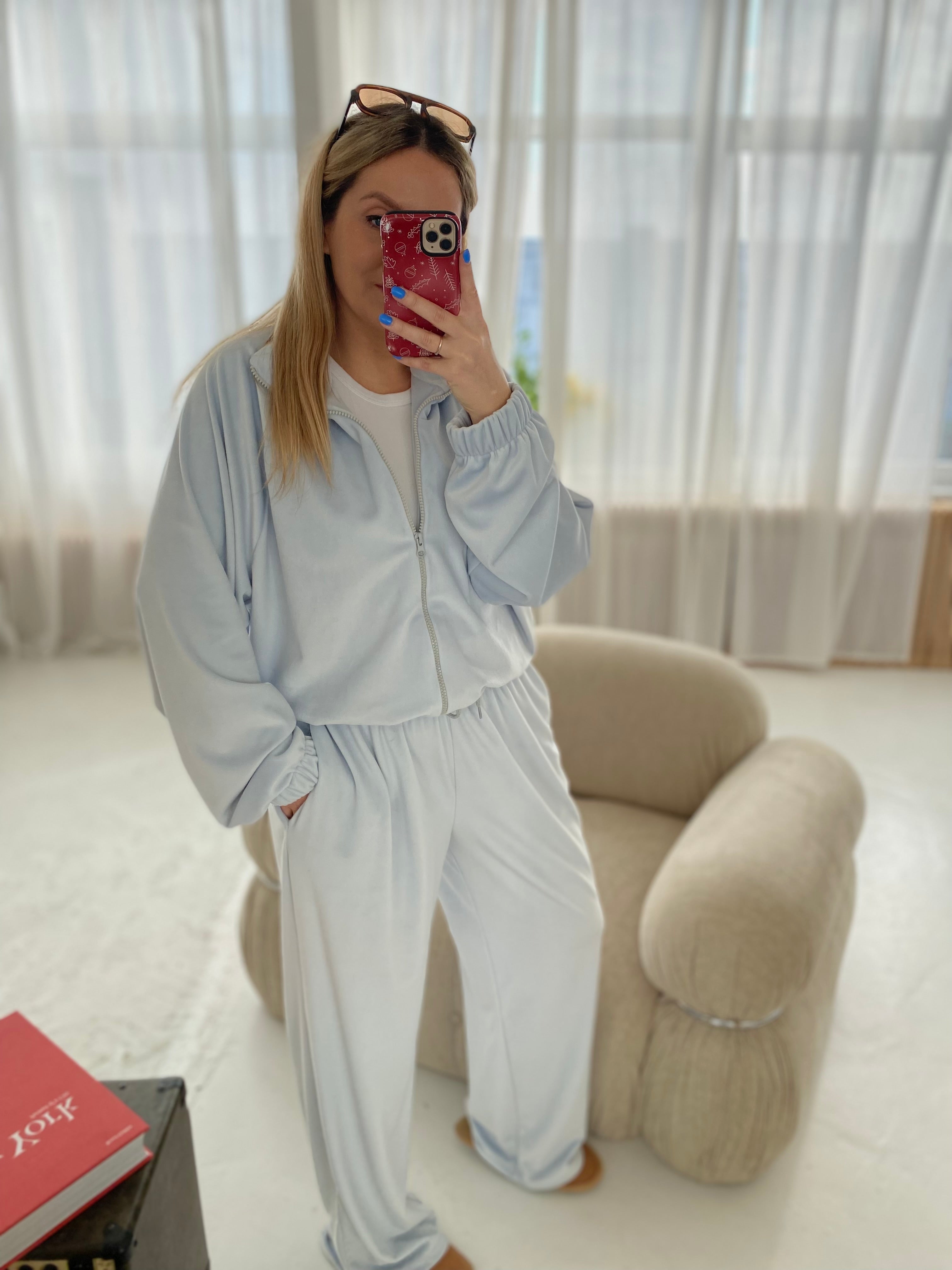Žydras veliūrinis laisvalaikio komplektas „Sky Blue Velvet Comfort Set“