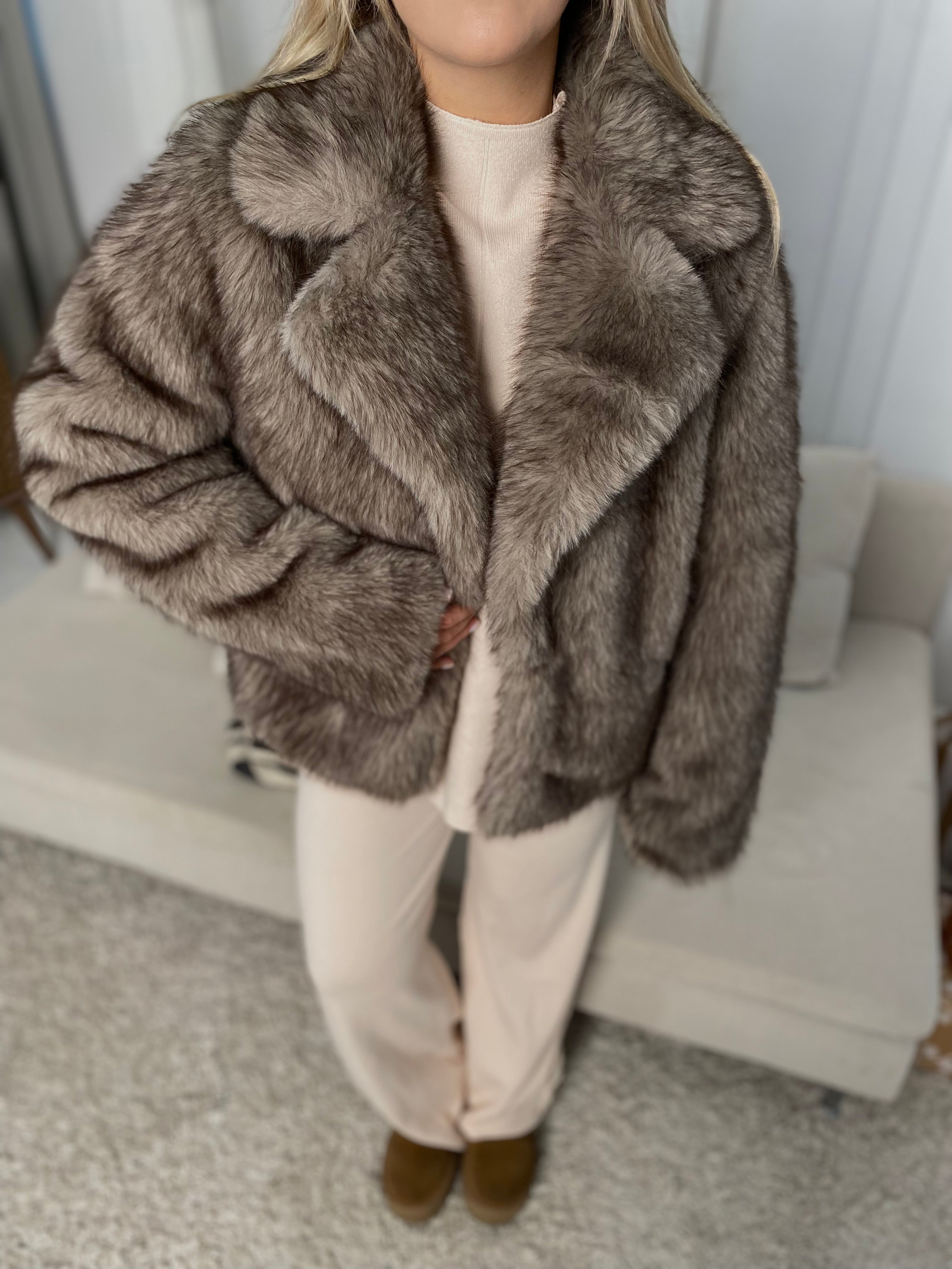 Dirbtiniai kailiniai “Winter Glow”