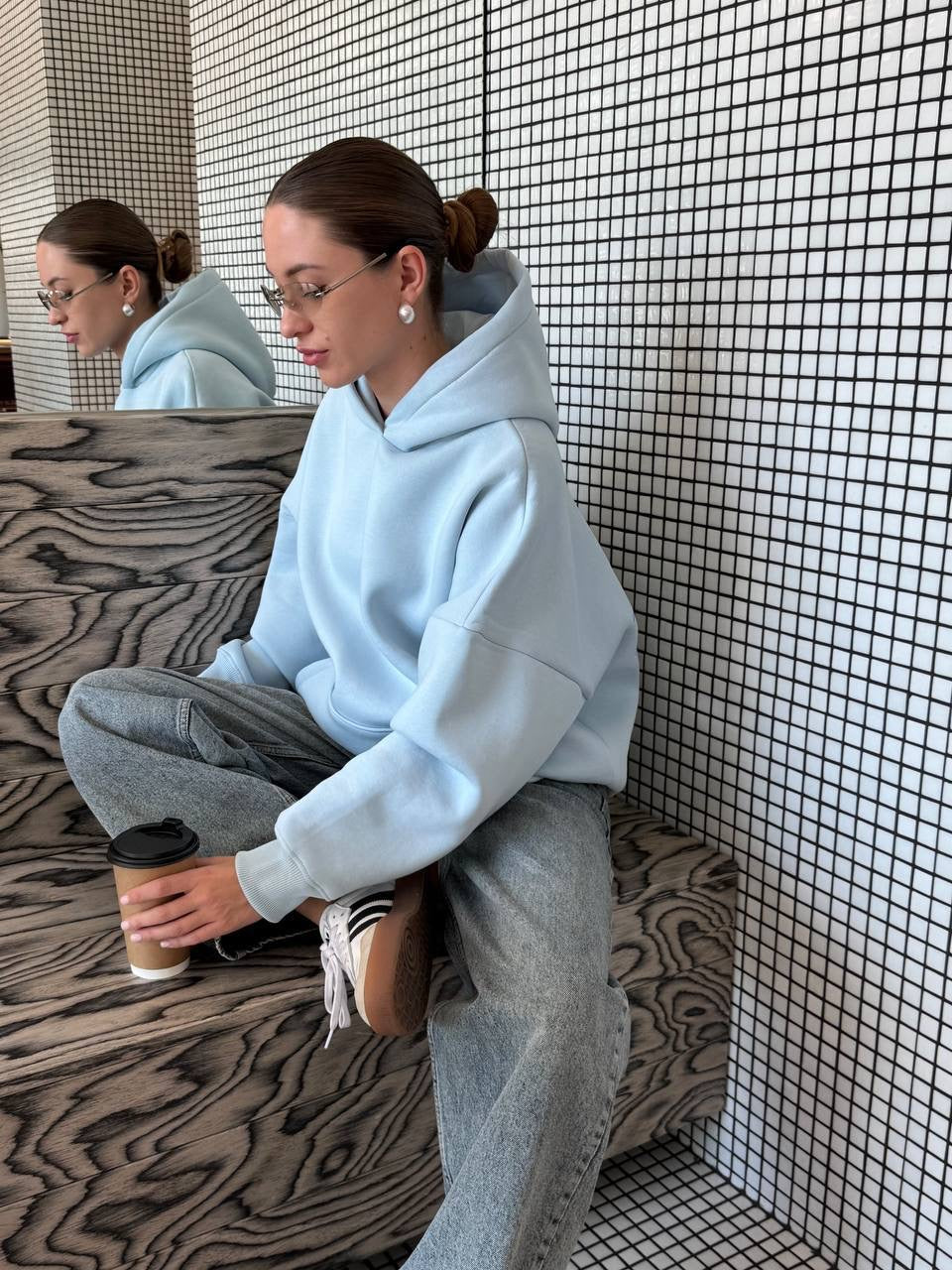 Žydras oversize džemperis “Find Me In The Waves – Blue Edition”