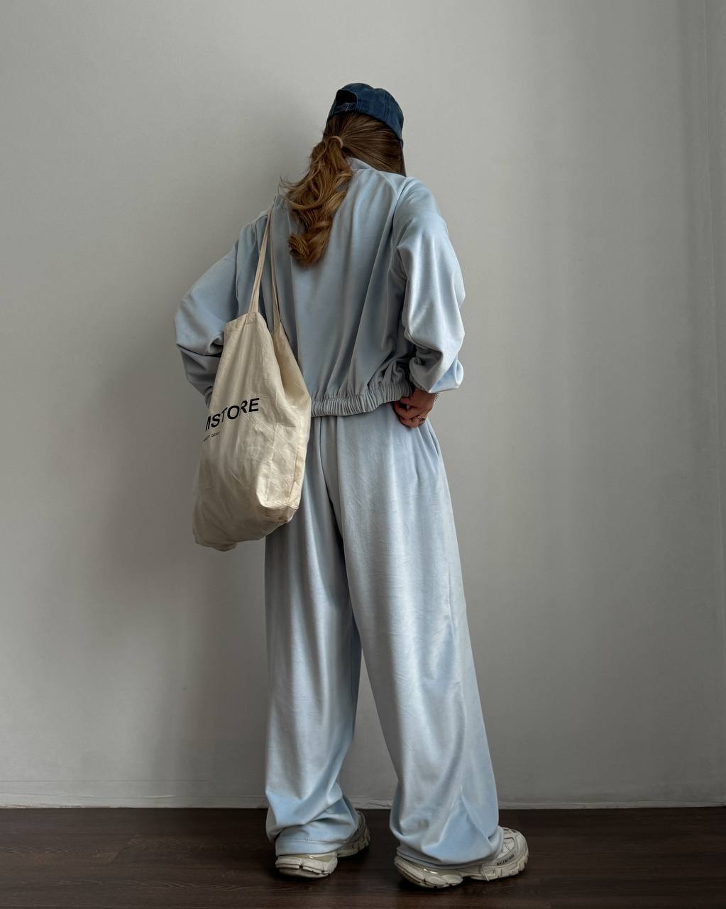 Žydras veliūrinis laisvalaikio komplektas „Sky Blue Velvet Comfort Set“